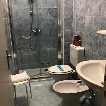 Adriatico Hotell *