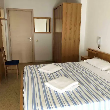 Adriatico Hotell *