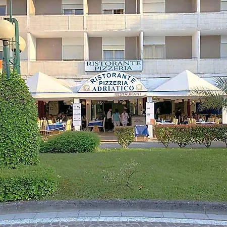 فندق Adriatico *
