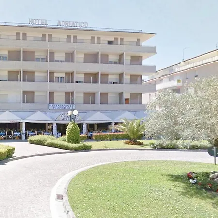 Adriatico Hotel *